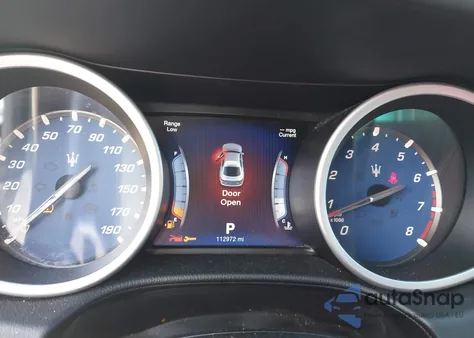 2016 Maserati Ghibli z USA, uszkodzony, nr VIN ZAM57XSA6G1175711